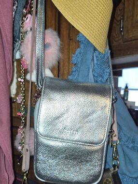 Befen Genuine Leather Silver Crossbody Bag New In Dustbag
